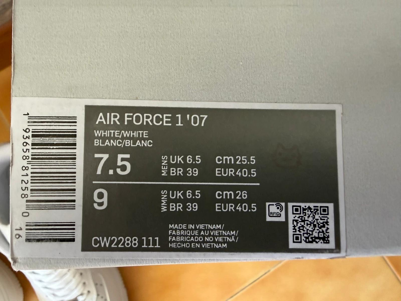 Air Force 01 – photo 6